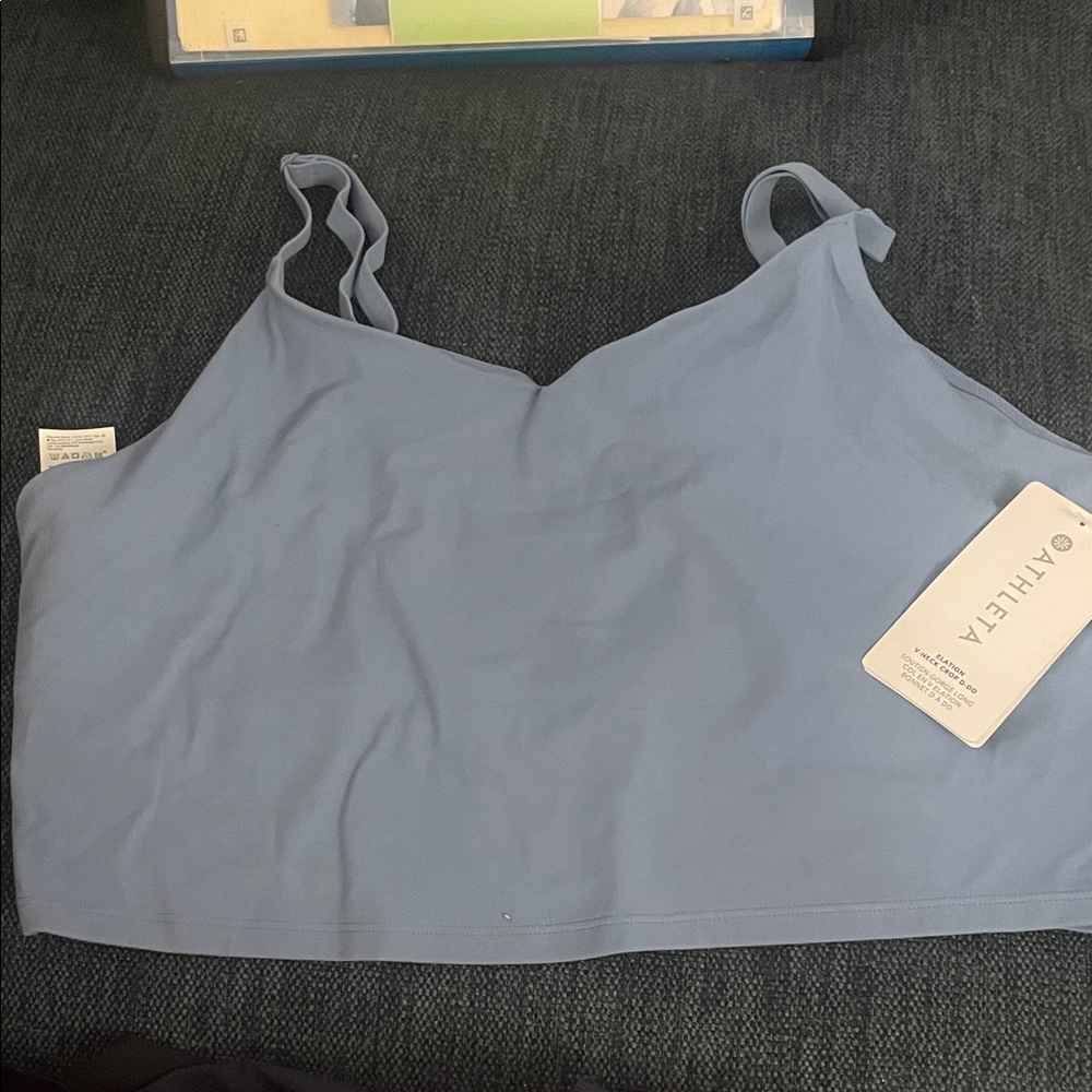 Athleta Elation V-Neck Crop D-DD BRA